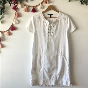 BCBGMaxazria White Lace Front Shift Dress Small